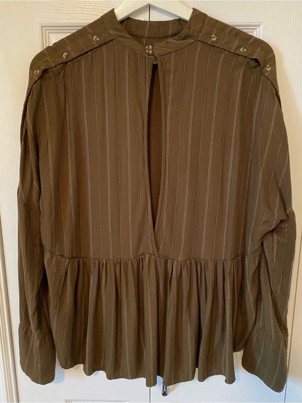 Free People Button Shoulder Long sleeve Blouse Olive Green Pinstripe Peplum Back - Picture 2 of 14